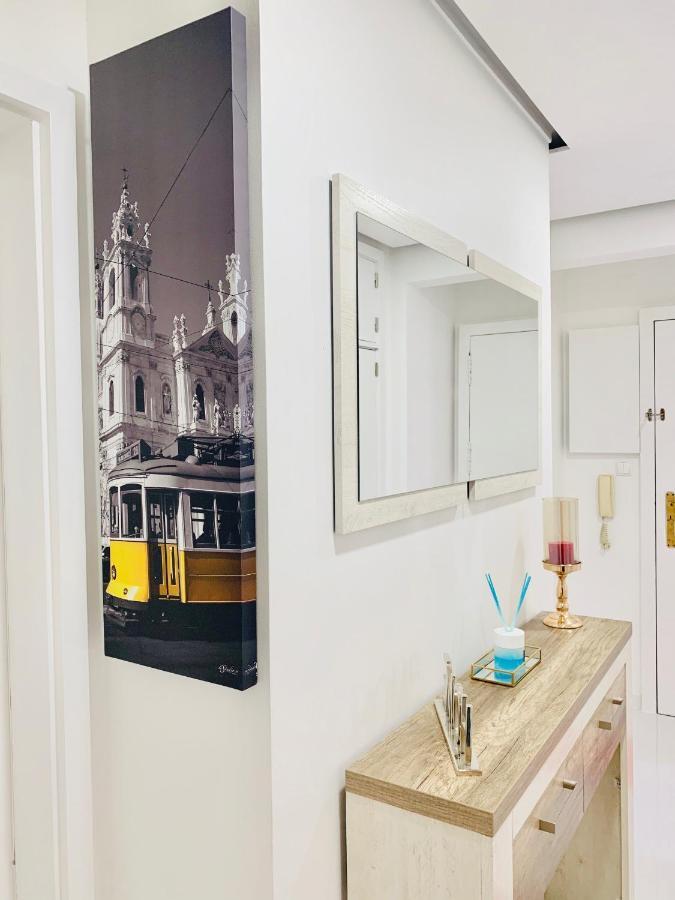 Rooms In Lisbon 3 Min From Metro Bela Vista Buitenkant foto